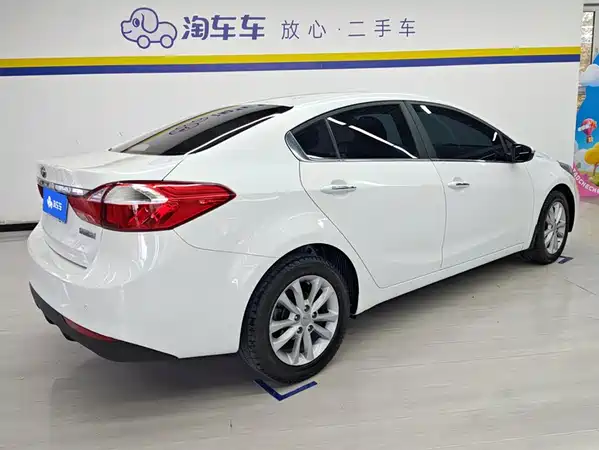 Kia K3 2016