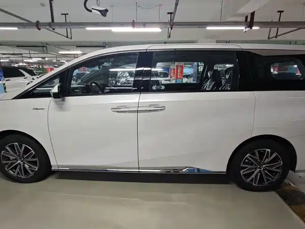 GAC Trumpchi M8 2026