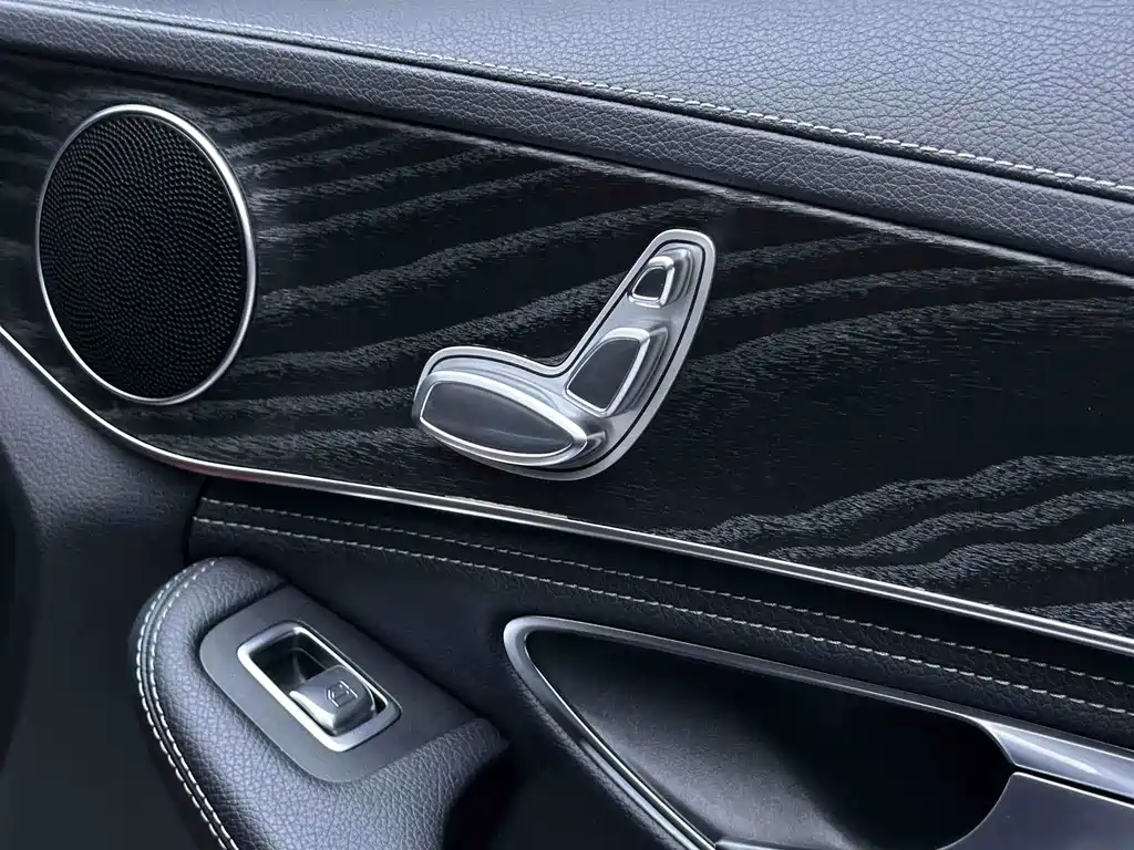 Mercedes-Benz C-Class 2019 — фото 15