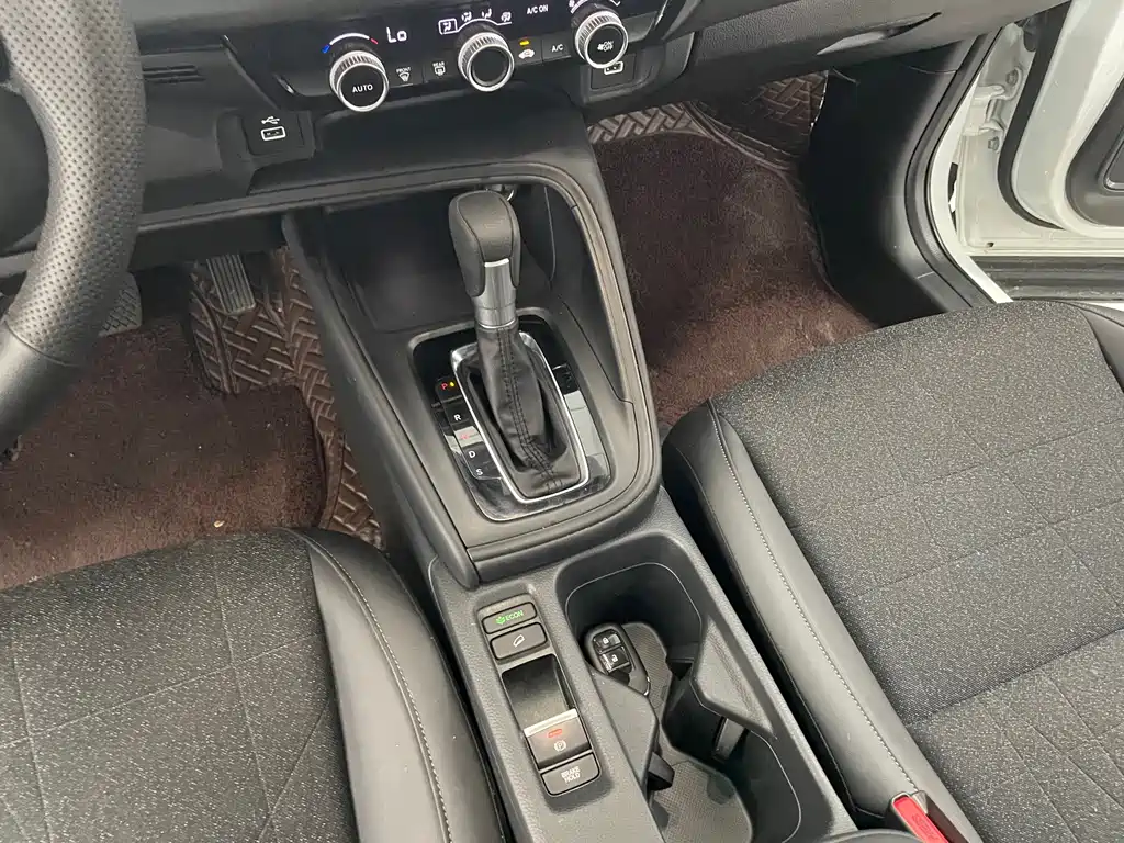 Honda Vezel 2023 — фото 11