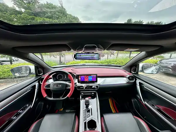 Geely Binyue 2021
