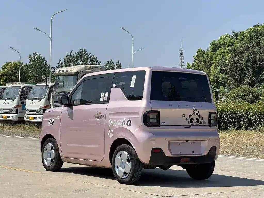 Geely Galaxy Panda 2023 — фото 7