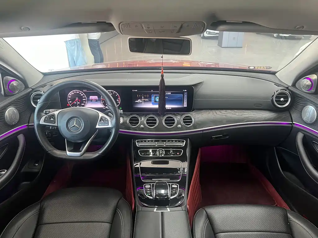 Mercedes-Benz E-Class 2017 — фото 14