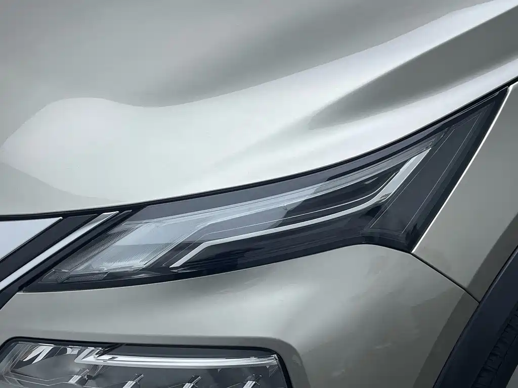 Nissan X-Trail 2022 — фото 11