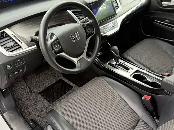 Honda Jade 2018
