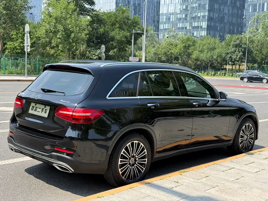 Mercedes-Benz GLC 2019 — фото 22