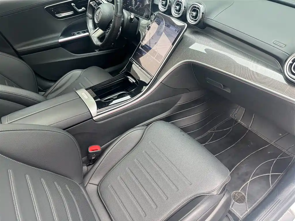Mercedes-Benz C-Class 2023 — фото 13