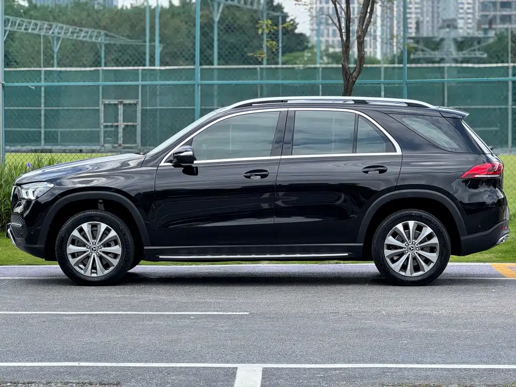 Mercedes-Benz GLE 2020 — фото 3