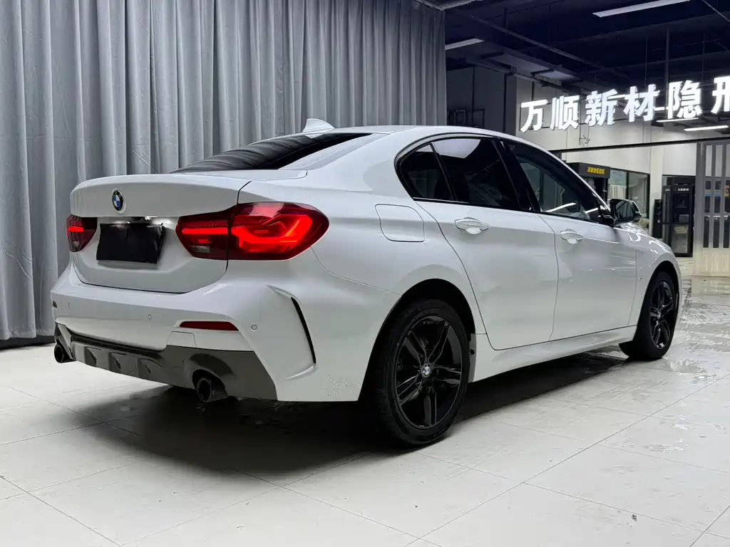 BMW 1 Series 2023