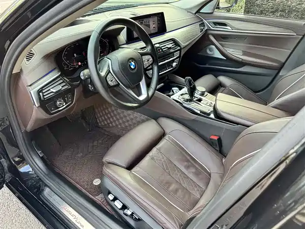 BMW 5 Series 2020