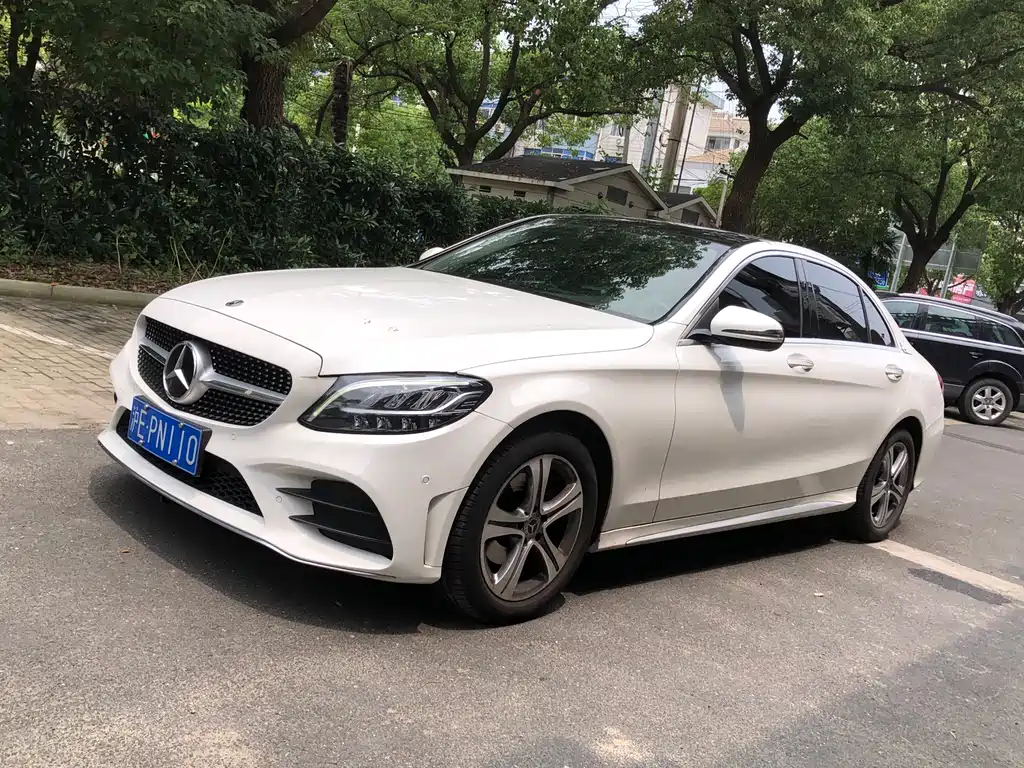 Mercedes-Benz C-Class 2021