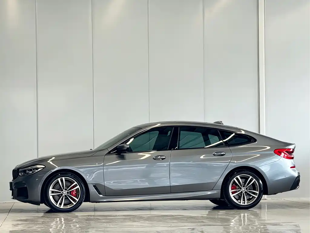 BMW 6 Series GT 2018 — фото 2