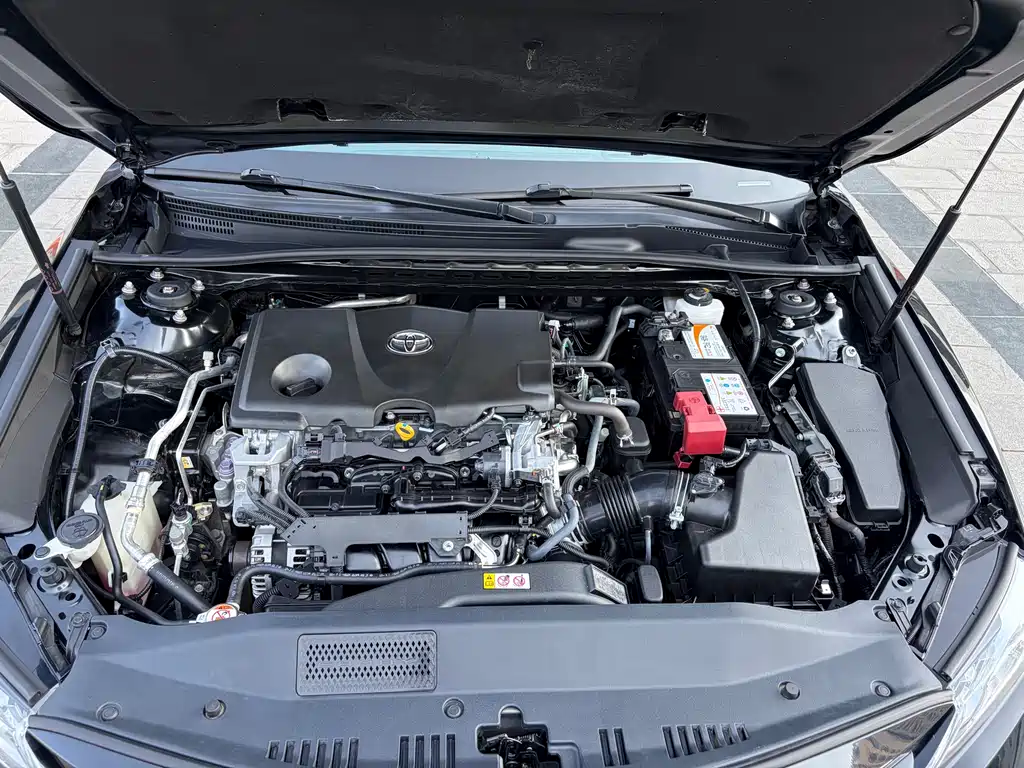 Toyota Camry 2019 — фото 14