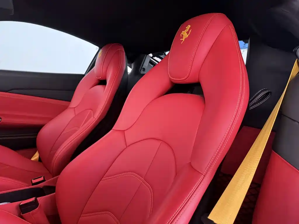Ferrari 488 2016 — фото 6