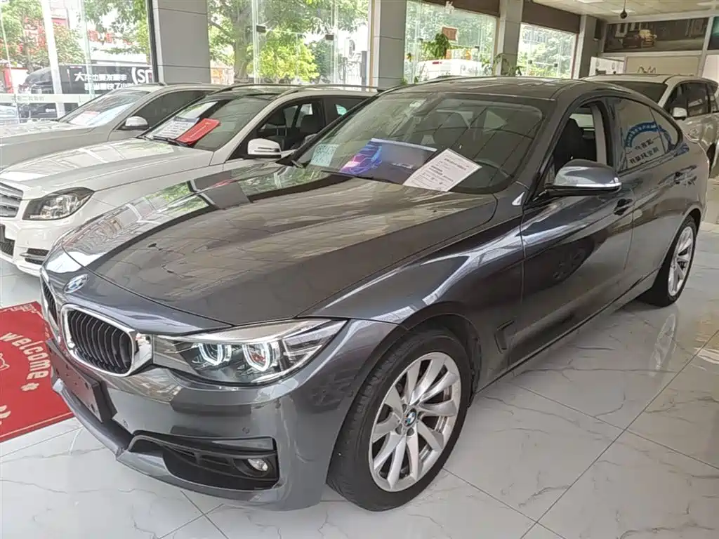 BMW 3 Series GT 2019 — фото 1