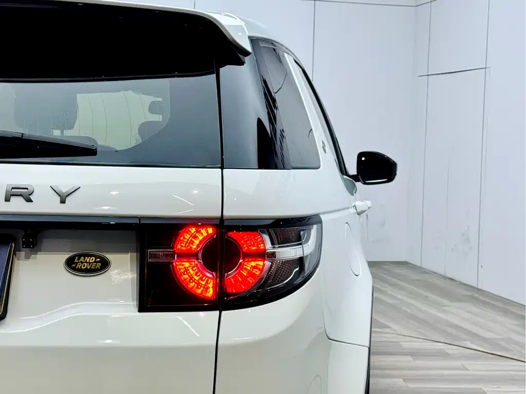 Land Rover Discovery Sport 2016 — фото 25