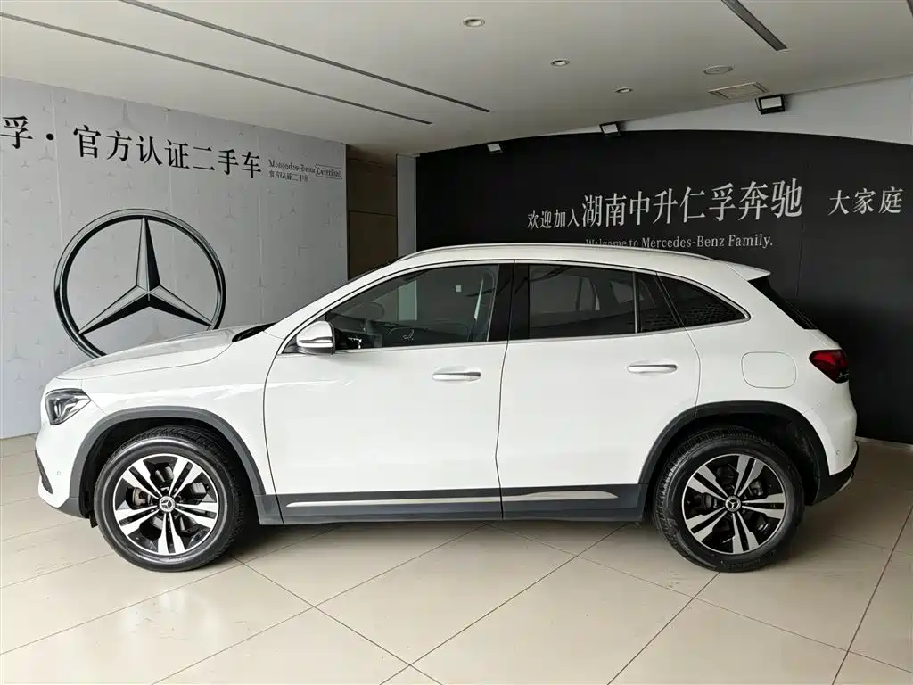 Mercedes-Benz GLA 2023 — фото 5