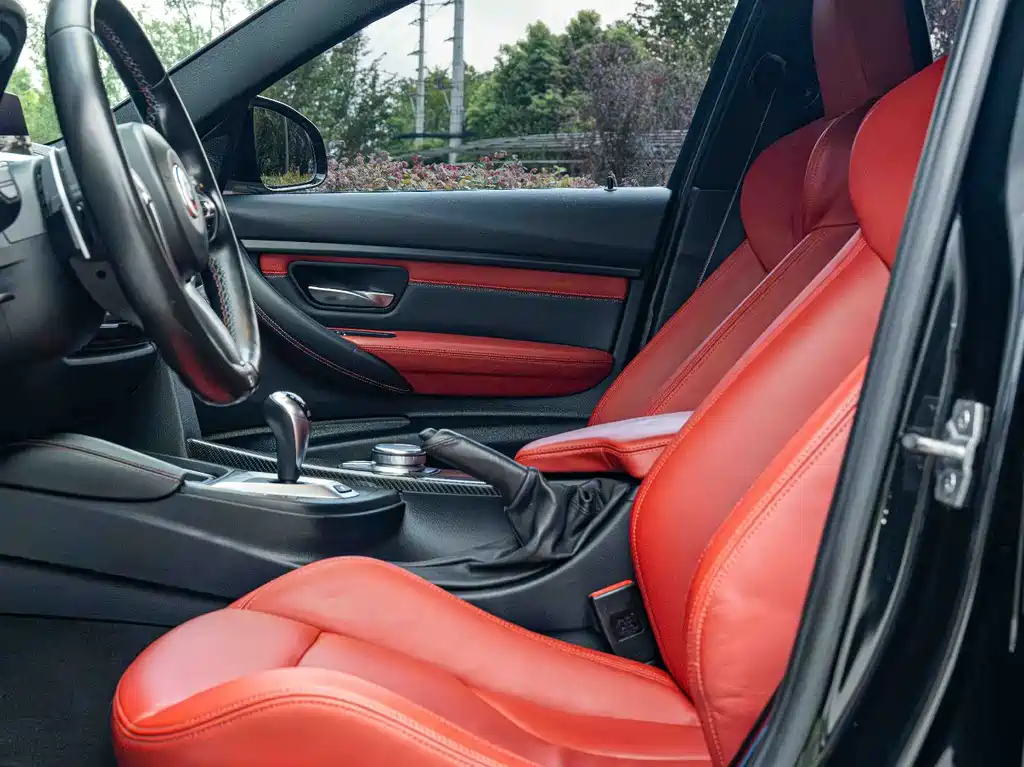 BMW M3 2019 — фото 11