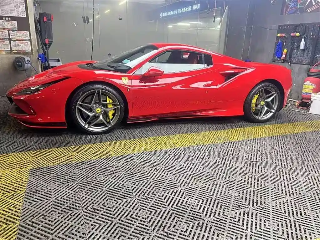 Ferrari F8 2022 — фото 9