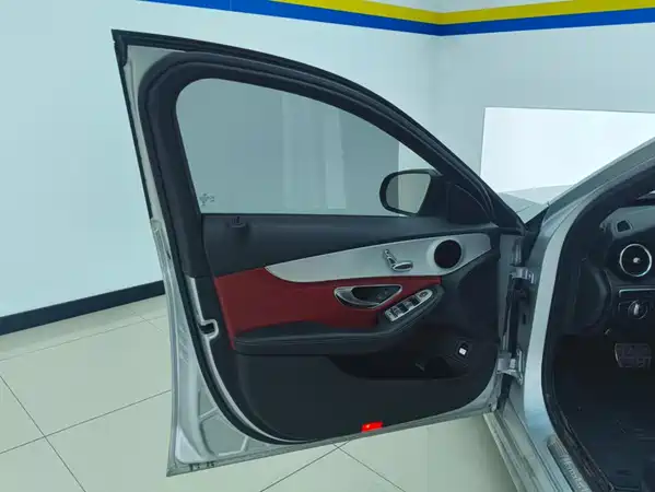 Mercedes-Benz C-Class 2016