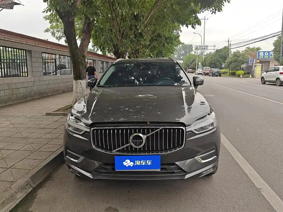 Volvo XC60 2018 — фото 2