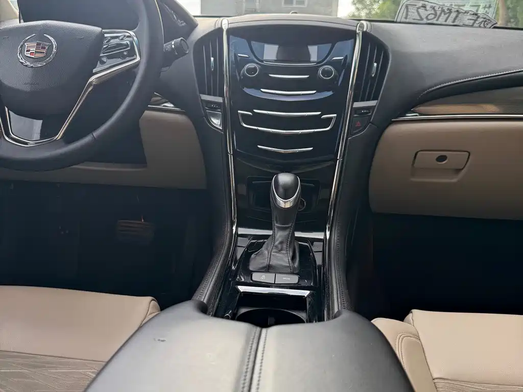 Cadillac ATS-L 2015 — фото 12