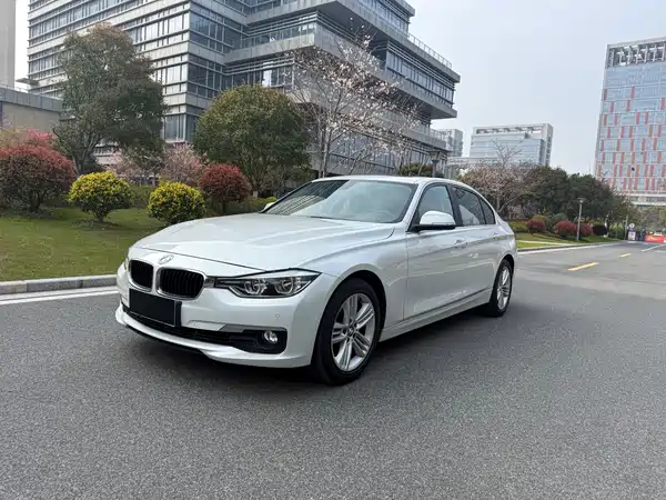 BMW 3 Series 2016