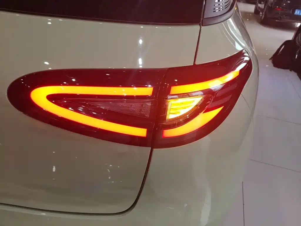 Geely Galaxy Starwish 2026 — фото 8
