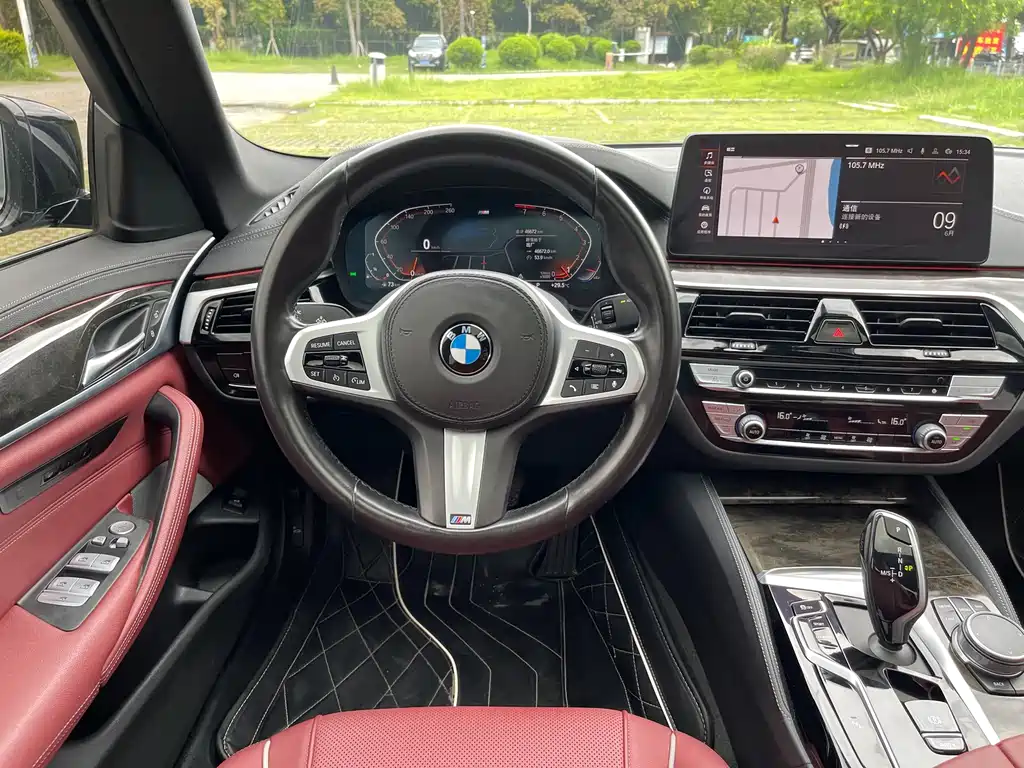 BMW 5 Series 2022 — фото 15