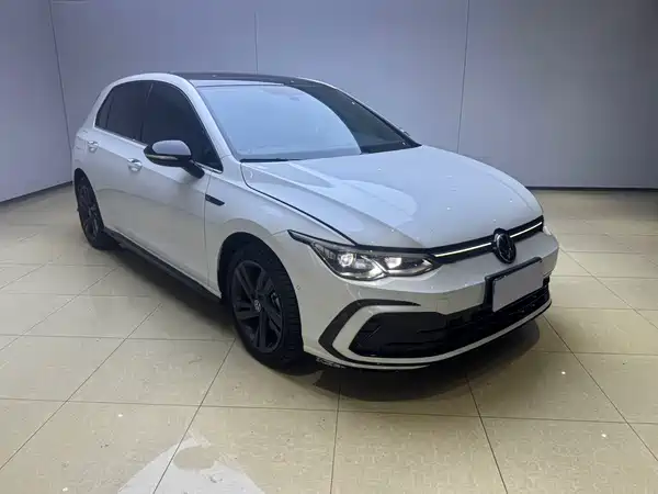 Volkswagen Golf 2023