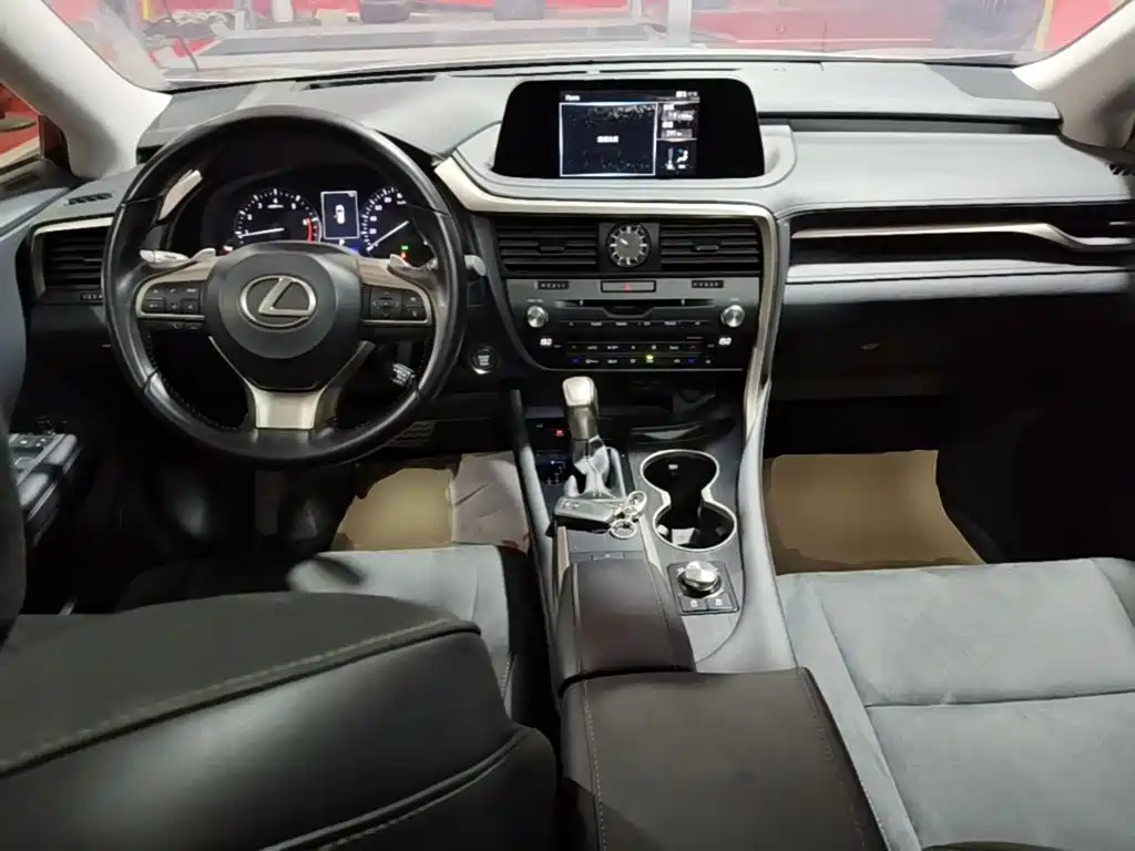 Lexus RX 2022 — фото 10