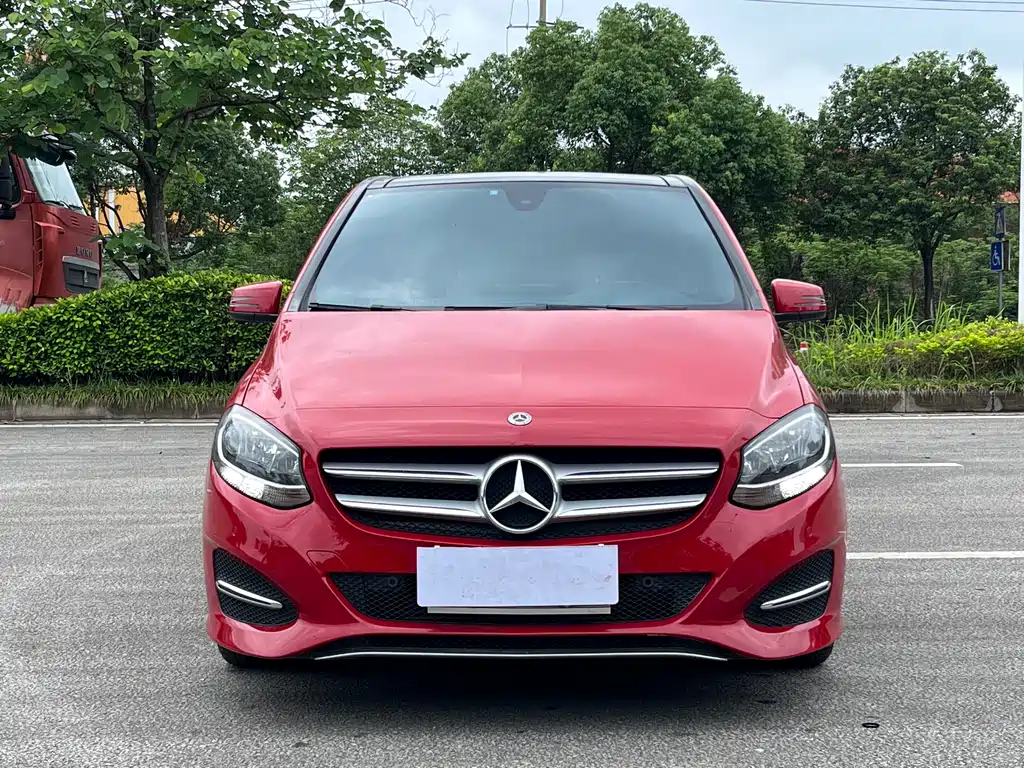 Mercedes-Benz B-Class 2017 — фото 2