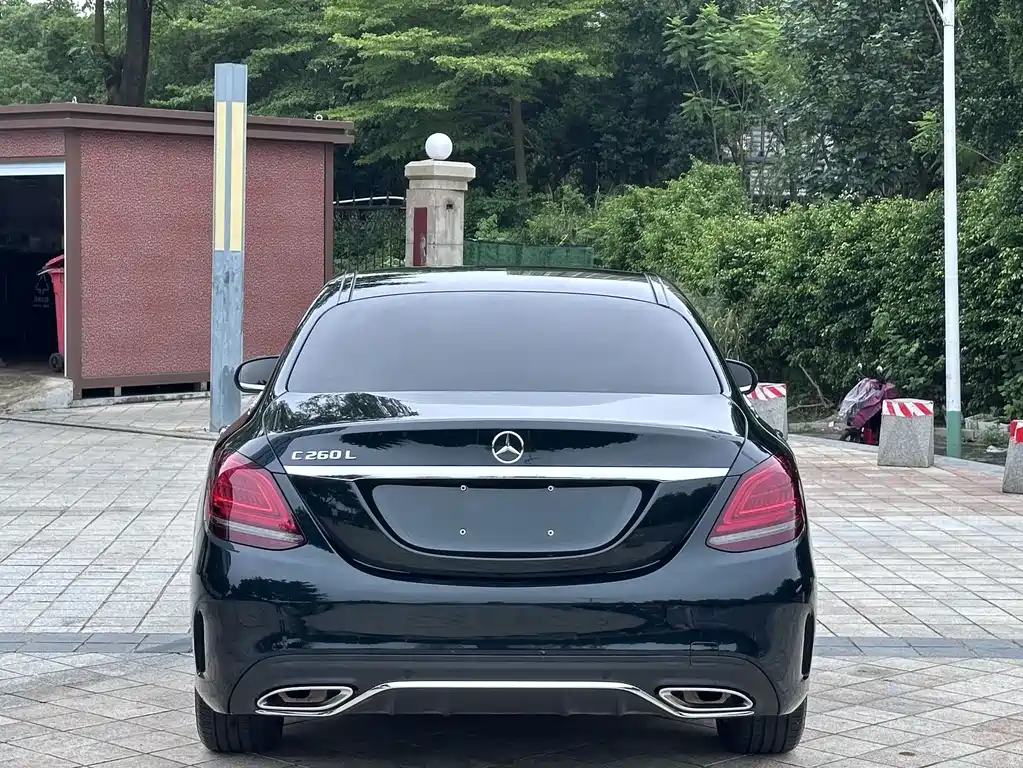 Mercedes-Benz C-Class 2020