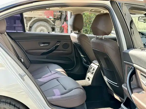BMW 3 Series 2018