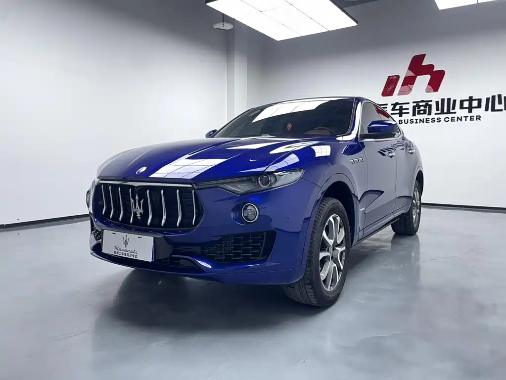 Maserati Levante 2017 — фото 1