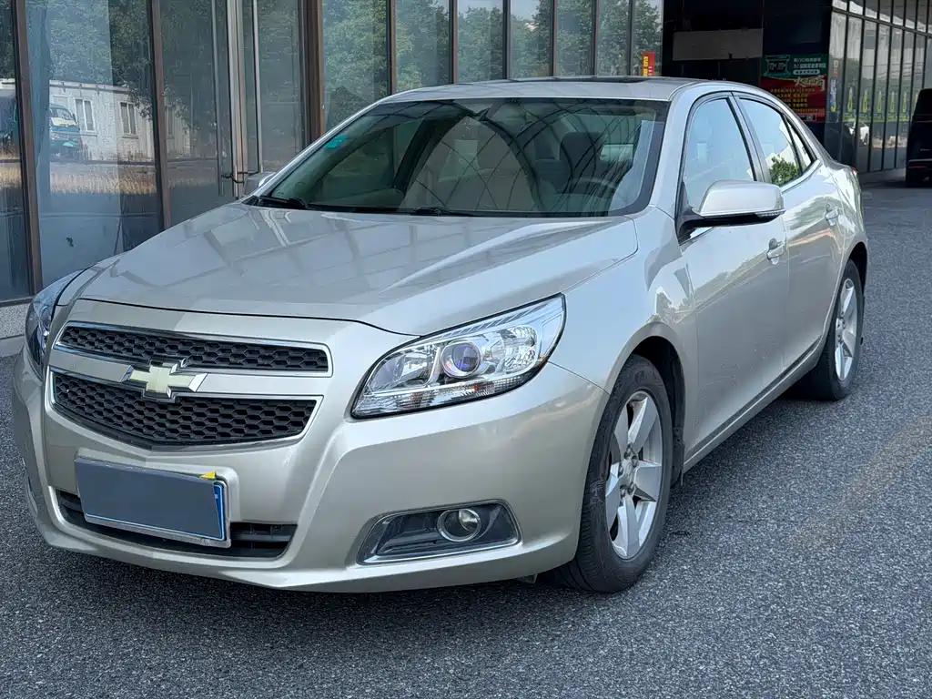 Chevrolet Malibu 2014 — фото 1