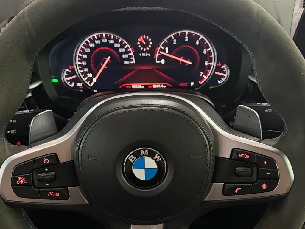 BMW 6 Series GT 2018 — фото 6