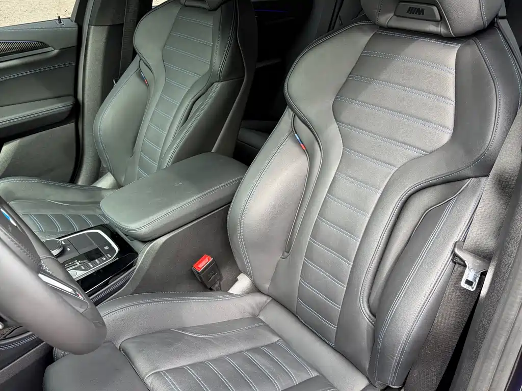 BMW X4 M40i 2023 — фото 6