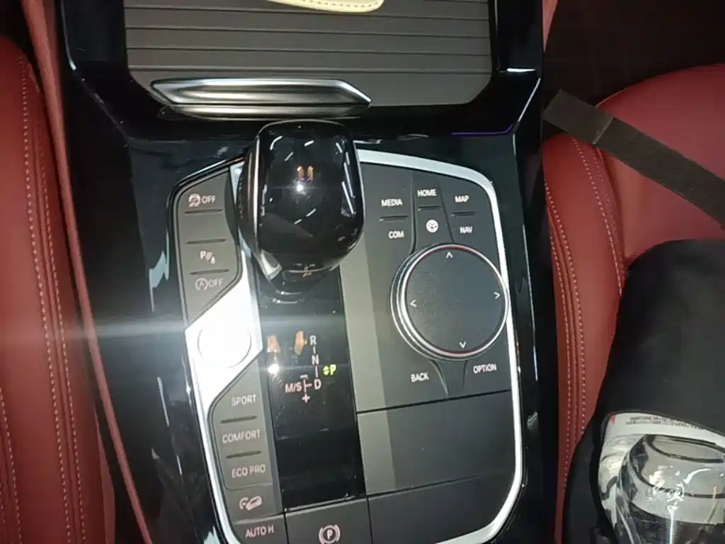 BMW X4 2024 — фото 14