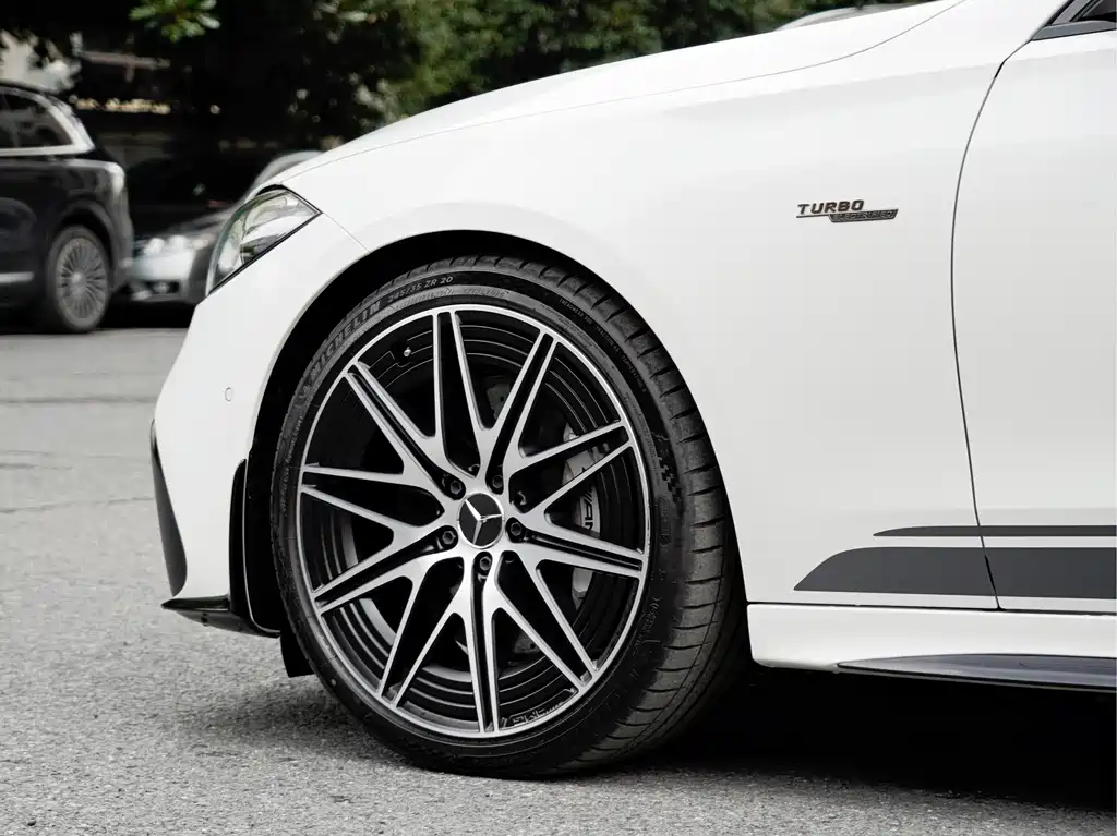 Mercedes-Benz C-Class AMG 2025 — фото 7