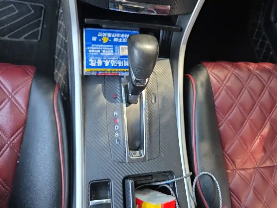 Honda Accord 2014 — фото 16
