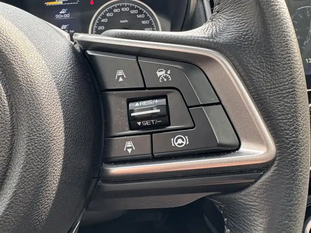 Subaru Forester 2022 — фото 14