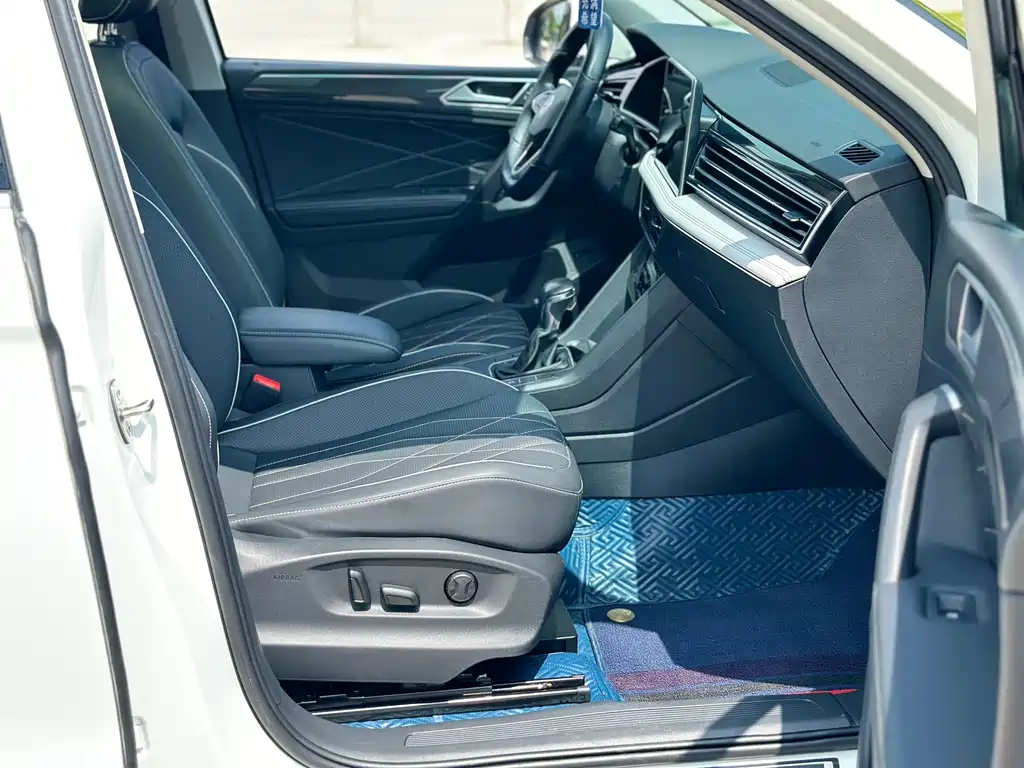 Volkswagen Tiguan L 2022 — фото 16