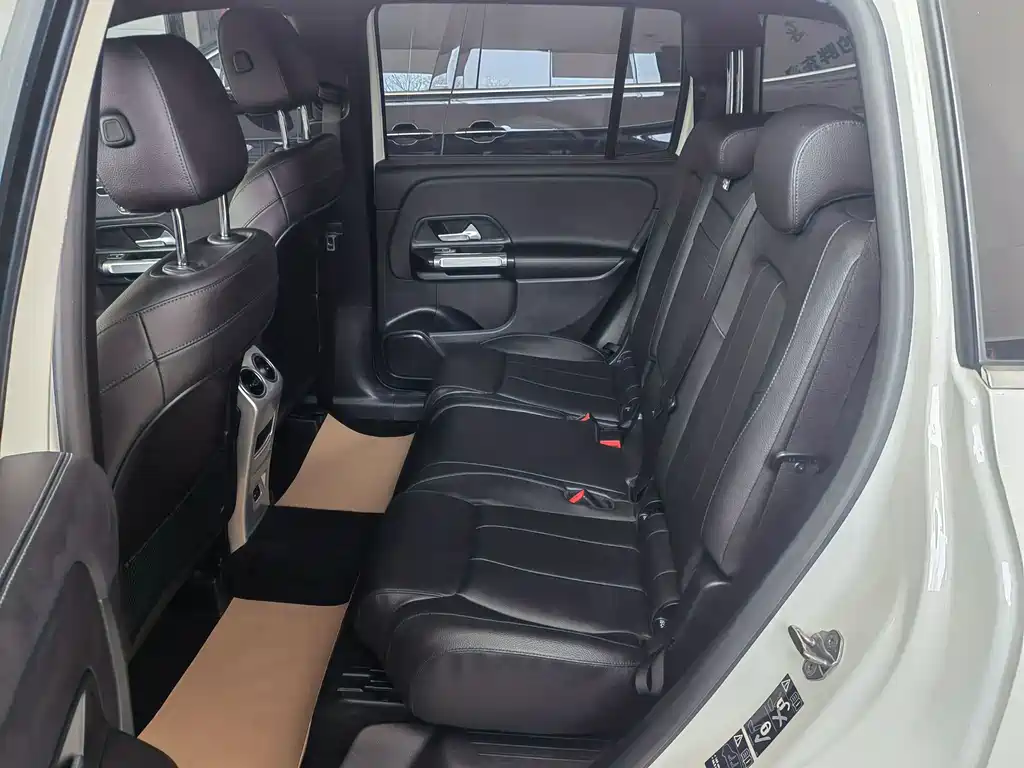 Mercedes-Benz GLB 2021 — фото 11