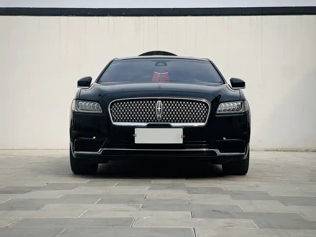 Lincoln Continental 2020 — фото 2