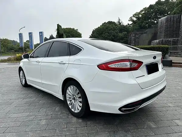 Ford Mondeo 2014