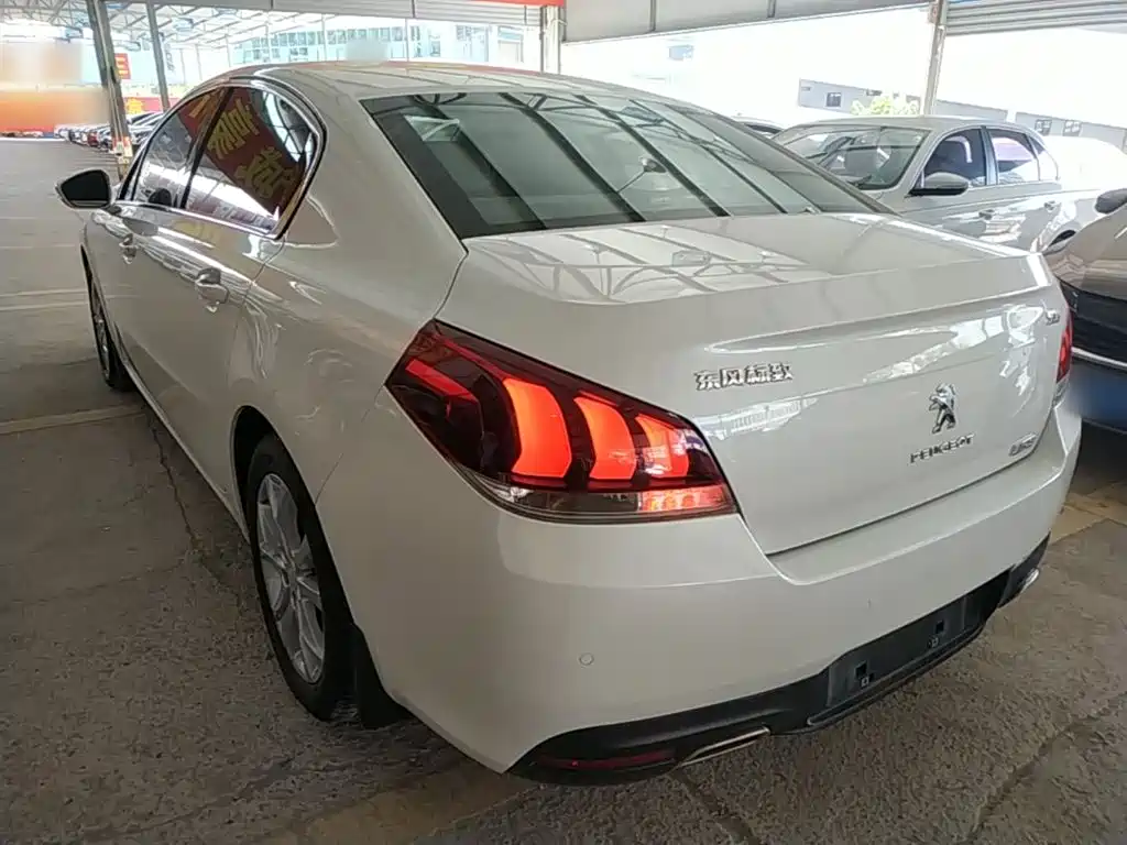 Peugeot 508 2016 — фото 23