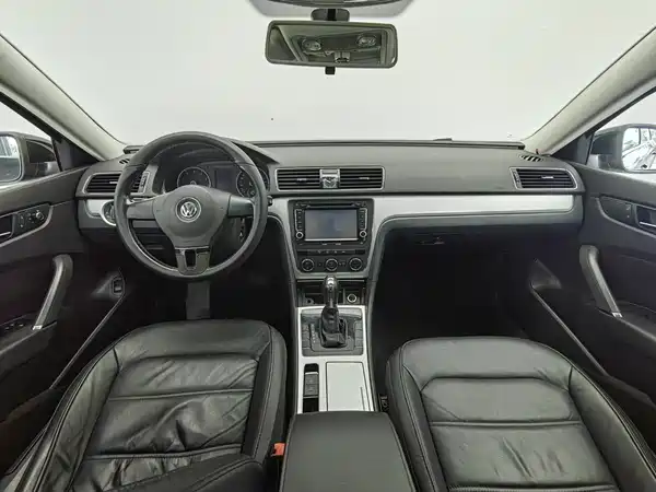 Volkswagen Passat 2012
