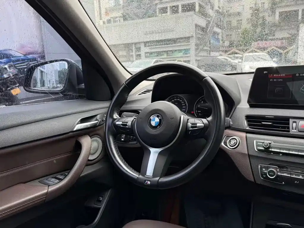 BMW X1 2022