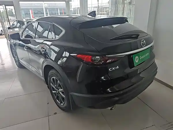 Mazda CX-4 2021